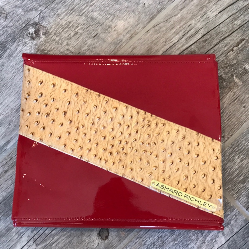 🔥ASHARD RICHLEY Mary Kay Prize Envelope Clutch🔥